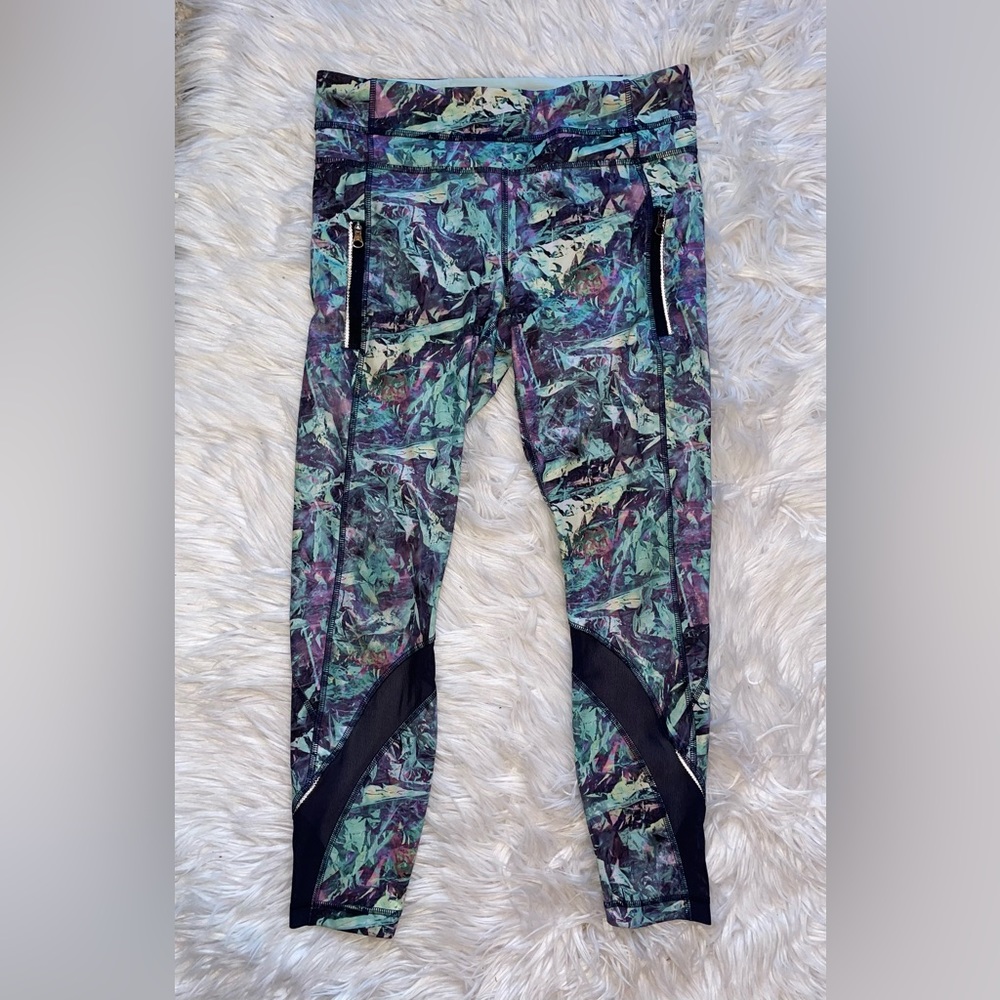 Lululemon Multi Pattern Print Leggings Women’s Si… - image 3